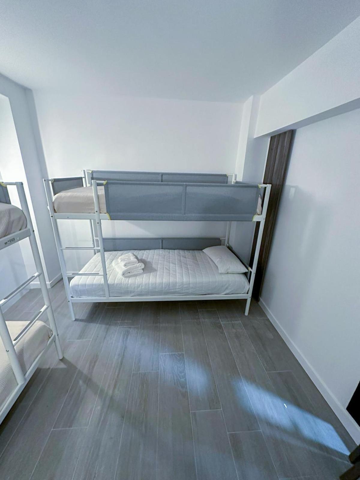 Zur Boutique Hostel Fuengirola Eksteriør billede