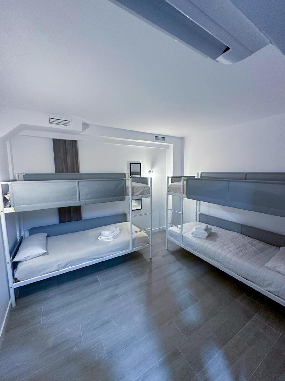 Zur Boutique Hostel Fuengirola Eksteriør billede