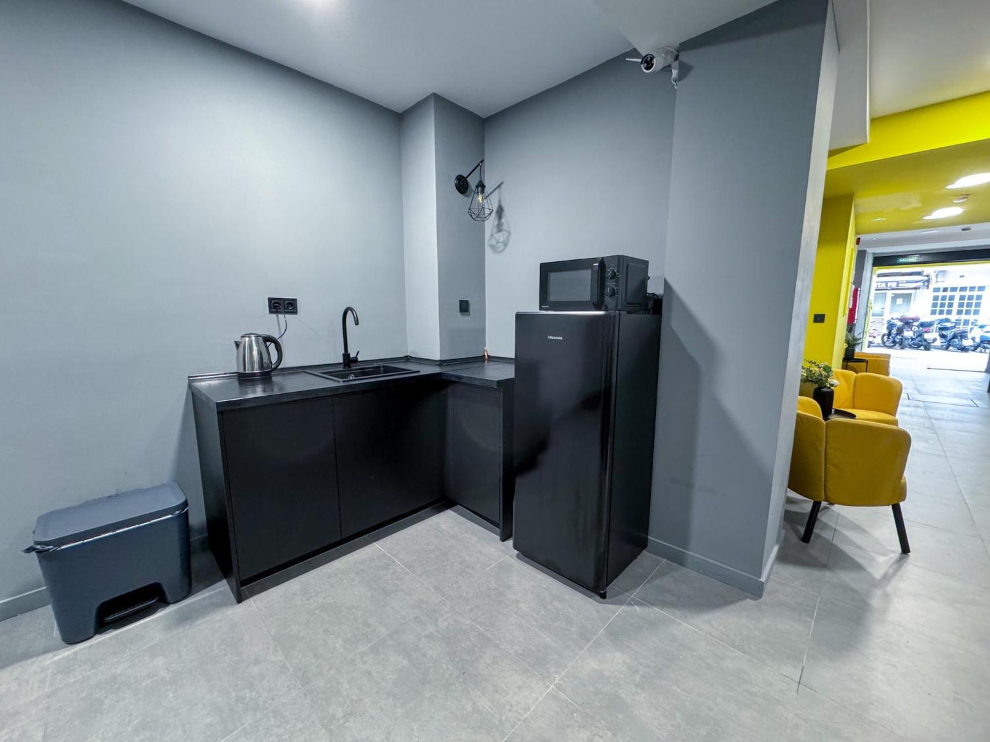 Zur Boutique Hostel Fuengirola Eksteriør billede